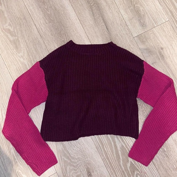 Colorblock Sweater - Burgundy and Pink - Picture 5 of 5